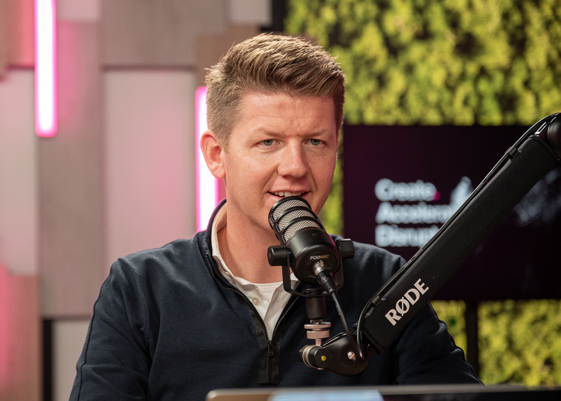 Pulse #125: Google's cookie-exit, Amazon's miljarden-aanval, de Black Friday checklist, OpenAI's 'Atlas' en 25 jaar Google Ads